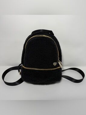 NWT City Adventurer Backpack Micro *Fleece Black with Gold Accents